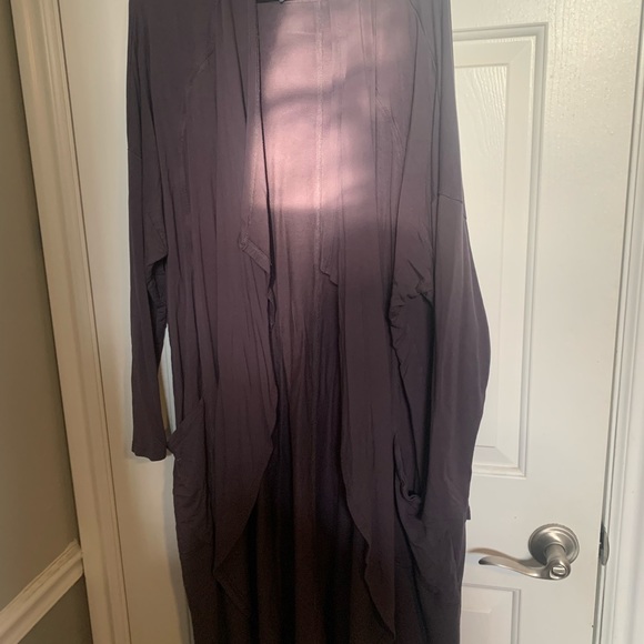 Selling Ugg pull over long very comfy like a rob that you can wear outside warm - Picture 2 of 3